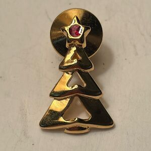 Vintage Gold Tone And Red Rhinestone Christmas Tree Shaped Lapel Pin